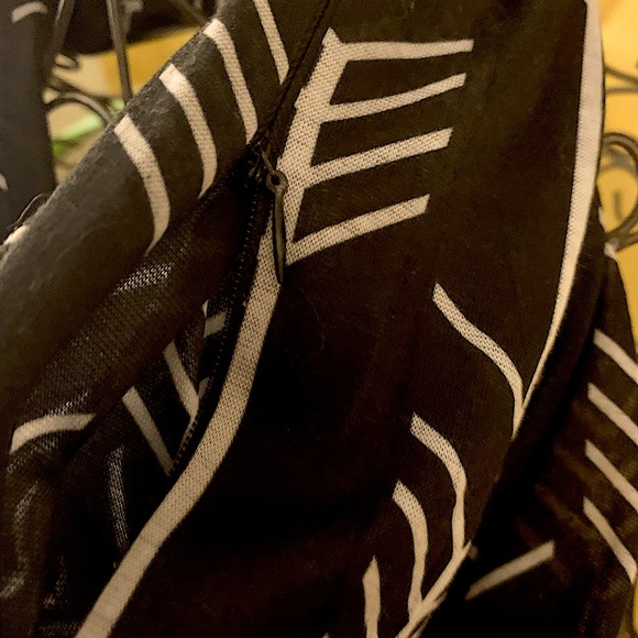 Artisan tailored Infinity scarf - Picture 7 of 8